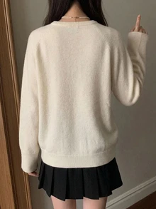 DAZY 女款純色V領插肩袖長袖休閒針織衫，秋冬款 - 白色 - 查看 4