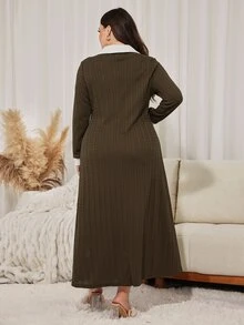 Lacomfia Gaun Kasual Minimalis Rajut Jacquard Colorblock Berkerah Lengan Panjang Pinggang Terikat Potongan A-Line Regular Fit Ukuran Plus untuk Musim Semi dan Gugur - Coklat - View 2