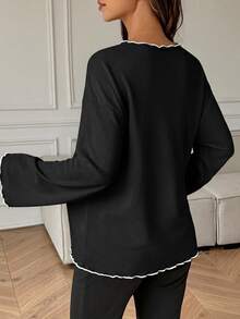 Dazy Maternity Contrast Color Ruffle Wave Hem Loose Long Sleeve Bell Sleeve Casual Vacation Korean Style Spring Autumn Maternity T-Shirt - Black - View 2