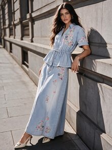 Anewsta Women's New Fashion Glamorous Elegant Heavy Embroidery Blue Jeans Set - Blue - View 5