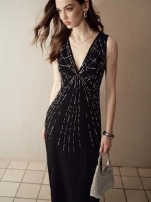 MOTF PREMIUM DEEP V-NECK SLEEVELESS FOIL PRINTED LONG DRESS - Black - View 1