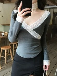 DAZY Women's V-Neck Lace Patchwork Long Sleeve Korean Style Spring/Autumn T-Shirt - Grey - View 8