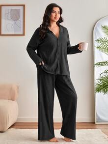 SHEIN Cottnline طقم بيجامة قطعتين مقاس كبير، قميص بأزرار من القطن 100% بتصميم مضلع ومخطط باللون الأزرق الداكن - الأسود - مشاهدة 3