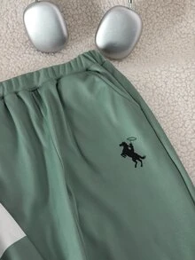 SHEIN 2件組男孩粉色條紋印花 Polo 領運動衫套裝，秋季新款長袖 2 件套，休閒街頭風運動套裝，適合學校冬季穿著 - 綠色 - 查看 6