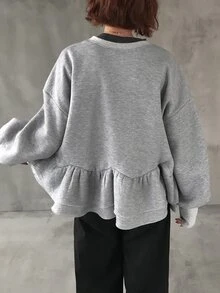 FRIFUL 女款圓領前扣休閒下擺多層拼接寬鬆燈籠袖加厚衛衣連帽衫 - 灰色 - 查看 4