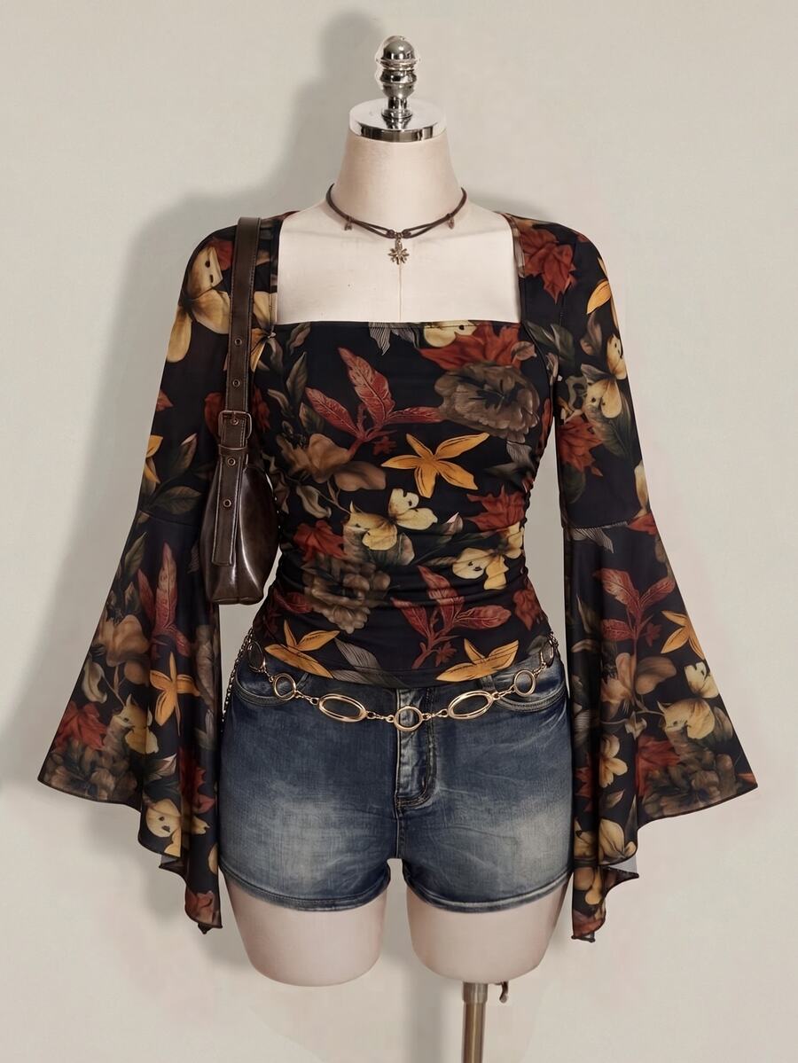SHEIN ICON 大尺碼女款休閒波希米亞浪漫碎花楓葉印花喇叭袖上衣 秋冬黑色 Y2K 復古派對度假風 - 彩色 - 查看 1