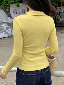 DAZY 春秋款奶油黃彩虹彩色鈕扣裝飾修身長袖女款 Polo T恤 - 黃色 - 查看 9