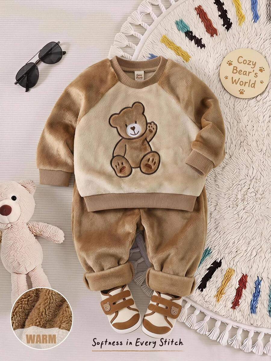 Cozy Pixies 男嬰卡通動物圖案抓絨內裡加厚圓領長袖套頭運動衫與鬆緊腰長褲2件套,舒適親膚百搭時尚簡約風格,適合室內、戶外、日常、運動、玩耍、派對、攝影、假期、聖誕節,小熊造型男嬰套裝 - 卡其色 - 查看 1
