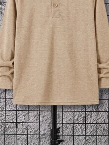 SHEIN 大童男孩純色半門襟 Polo 長袖 T 恤 - 卡其色 - 查看 5
