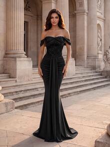 Coutiva Women's Off-Shoulder Solid Color Mermaid Tail Elegant Waist-Cinched Formal Evening Gown Dress - Black - View 6