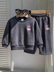 SHEIN 女嬰印花落肩抓絨加厚套頭衛衣與直筒印花長褲套裝，適合冬季 - 深灰色 - 查看 3