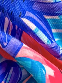 SHEIN Swim Swim MOD 2件組 春夏度假款 隨機印花櫻桃飾品掛脖三角比基尼上衣與比基尼褲 女款性感泳衣套裝 - 彩色 - 查看 6