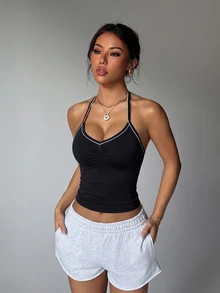 Easithlete Women's Seamless Yoga Sports Colorblock Tank Top - Black - View 1