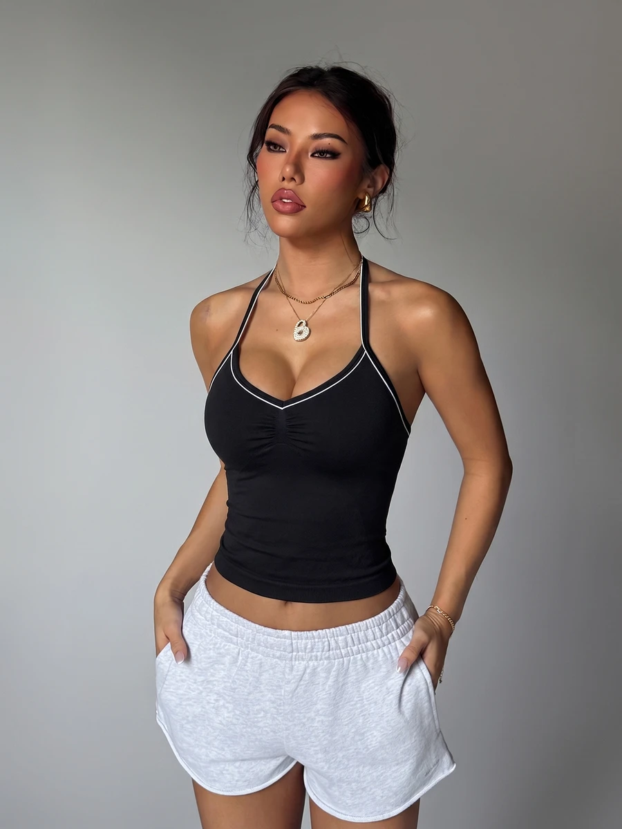 Easithlete Women's Seamless Yoga Sports Colorblock Tank Top - Black - View 1