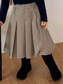 DAZY Young Girl Plaid Casual Preppy Pleated Skirt - Khaki - View 5