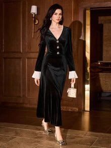 MOTF PREMIUM WOMEN'S AUTUMN/WINTER V-NECK CINCHED WAIST FLARED PLEATED BELL SLEEVE BEADED CHAIN MID-LENGTH DRESS - Black - View 1