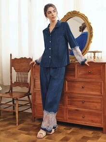 Côtesoire Elegant pyjamasset för kvinnor i mogen sydfransk stil, i sammet med ränder, spets och patchwork, med öppen front - Olivgrön - Visa 6