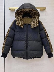 SHEIN 兒童青少年男孩保暖內裡加厚黑色外套，秋冬款，絎縫外套，冬季外套，派克大衣，填充外套，填充外套，絎縫外套 - 彩色 - 查看 2