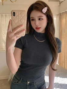 DAZY 女款素色高領修身百搭休閒T恤 - 深灰色 - 查看 4