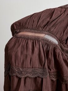 Willow Rêve Blus Renda Berkerut Manis untuk Liburan Wanita, Cocok untuk Kencan - Coklat - View 5