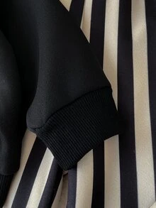 SHEIN 2件組幼女上衣褲子套裝，可愛黑白雛菊花條紋長袖圓領常規版聚會秋季假期套頭衫 - 淺灰色 - 查看 6