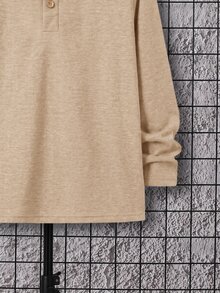 SHEIN 大童男孩純色半門襟 Polo 長袖 T 恤 - 卡其色 - 查看 4