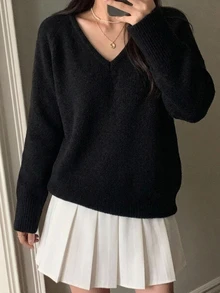 DAZY 女款純色V領長袖休閒針織衫，秋冬校園風 - 黑色 - 查看 4