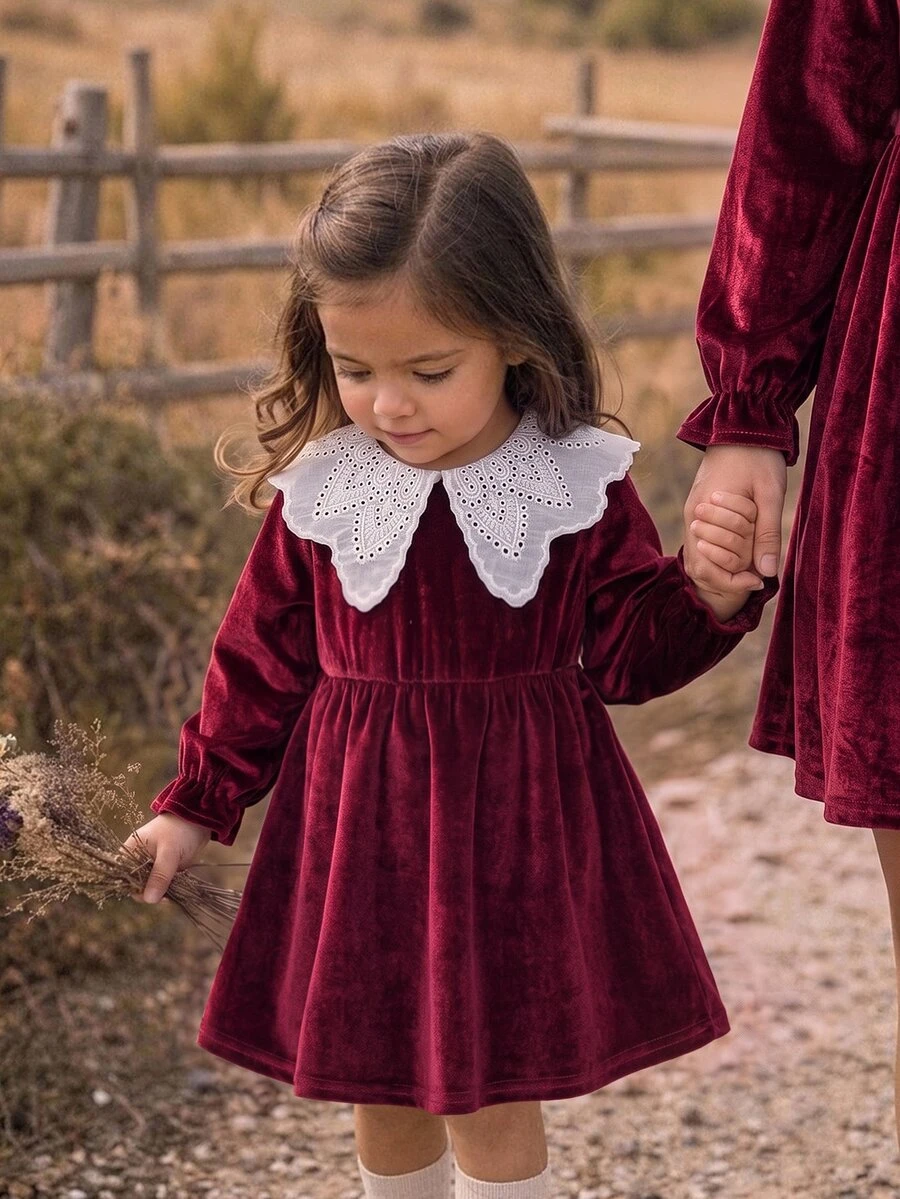 SHEIN Baby Girl Velvet Thick Long Sleeve Ruched Waist Lace Embroidered Peter Pan Collar Loose Long Dress Suitable For Winter Christmas - Burgundy - View 1