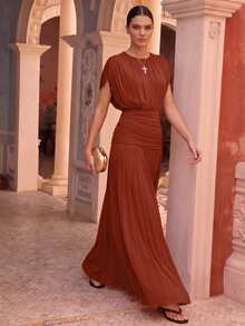 Anewsta 春夏新款純色彈性網紗柔軟細緻圓領抓褶設計女款長洋裝 - 橘紅色 - 查看 7