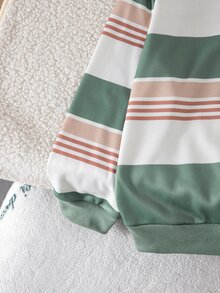 SHEIN 2件組男孩粉色條紋印花 Polo 領運動衫套裝，秋季新款長袖 2 件套，休閒街頭風運動套裝，適合學校冬季穿著 - 綠色 - 查看 8