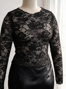 Comfortcana Plus Size Halloween Black Lace Long Sleeve Sheer Cold Shoulder Women's Top - Black - View 8