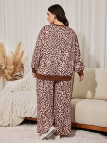 Lacomfia Women's Leopard Print Patchwork Loose Casual Versatile Comfortable Autumn/Winter Plus Size 2 Pieces Set - Multicolor - View 2