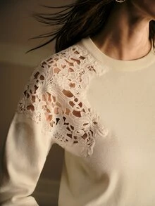 MOTF PREMIUM AUTUMN/WINTER GENTLE ELEGANT COMMUTE DATE HIGH-END SINGLE-SIDE WATER-SOLUBLE LACE PATCHWORK ASYMMETRICAL HEM BEIGE WOMEN'S LONG SLEEVE KNIT PULLOVER SWEATER KNIT TOP BASE LAYER OUTERWEAR WOMEN'S SWEATER PULLOVER - Beige - View 2
