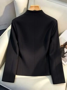 GlowEve CURVE Jaket Wanita Ukuran Besar Warna Polos Lengan Panjang dengan Kancing Katak, Longgar, Kasual, Cocok untuk Perjalanan Sehari-hari, Jalan-jalan, Gaya Jalanan, Pakaian Kantor, Liburan. - Hitam - View 2