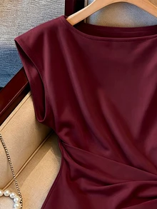 Resyla Women's Solid Color Pleated Casual Versatile Daily Wear Top - Burgundy - View 3