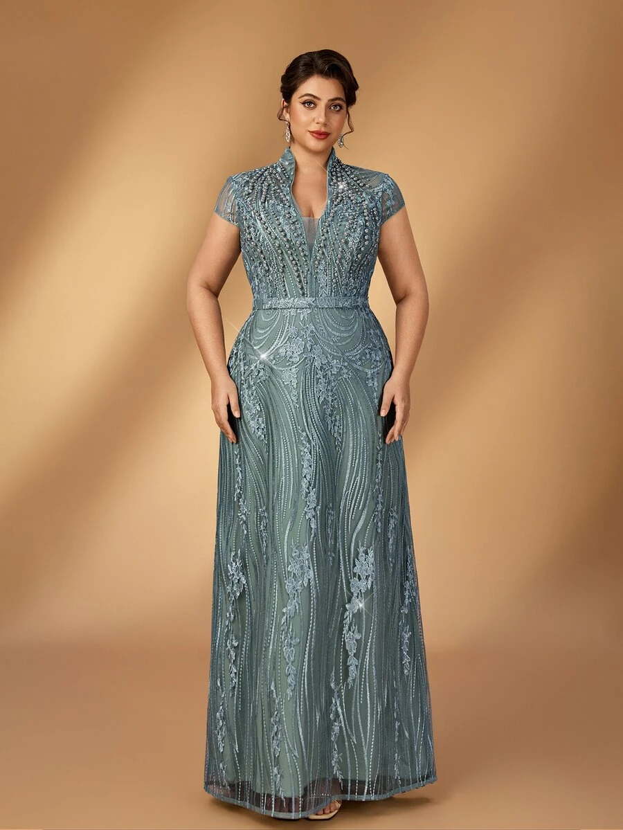 Serin Gaun Ukuran Plus Elegan Glamor dengan Hiasan Manik-manik dan Bordir, Leher V, Lengan Panjang Transparan, Detail Kerut, dan Potongan Pas Badan, Cocok untuk Semua Acara Formal, Gaun Pengantin, dan Gaun untuk Ibu Pengantin. - Hijau - View 1