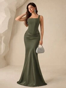 Coutiva 女款純色方領無袖高端晚禮服，優雅奢華魚尾正式派對洋裝，適用婚禮、盛會、畢業典禮與音樂節 - 軍綠色 - 查看 7