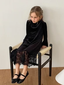 DAZY Young Girl) Velvet Long Sleeve Casual Round Neck Contrast Lace Design Dress - Black - View 4