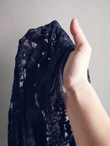 SHEIN ICON 大尺碼 Y2K 哥德風 優雅性感 V 領蕾絲拼接喇叭袖上衣 黑色 夏季 早午餐晚餐穿搭 - 藏蓝色 - 查看 10