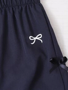 SHEIN 女童 2 件套假分層衛衣與寬腿褲，學院風 V 領撞色長袖上衣，附可愛蝴蝶結印花裝飾，寬鬆直筒褲，學生休閒套裝，柔軟親膚面料，休閒運動風，適合春秋出遊與校園穿著 - 藏蓝色 - 查看 6