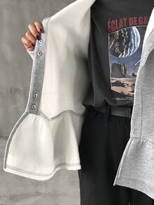 FRIFUL 女款圓領前扣休閒下擺多層拼接寬鬆燈籠袖加厚衛衣連帽衫 - 灰色 - 查看 3