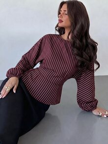 Firerie 女款新款極簡優雅浪漫休閒都市通勤時尚百搭深酒紅條紋圓領蝙蝠袖長袖收腰繫帶X型修身襯衫，教師穿搭，秋季穿著 - 彩色 - 查看 6