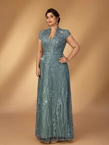 Serin Gaun Ukuran Plus Elegan Glamor dengan Hiasan Manik-manik dan Bordir, Leher V, Lengan Panjang Transparan, Detail Kerut, dan Potongan Pas Badan, Cocok untuk Semua Acara Formal, Gaun Pengantin, dan Gaun untuk Ibu Pengantin. - Hijau - View 4