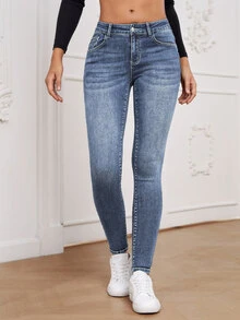 SHEIN Essnce 女款百搭辣妹風鈕扣口袋修身牛仔褲 - 藍色 - 查看 3