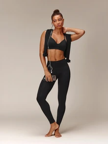 GLOWMODE Seamless Twist Of Summer Sports Bra With Twist Cross-Back Design & Removable Cups Low Impact Yoga Pilates Barre Lagree Studio Active Wear - Black - View 7
