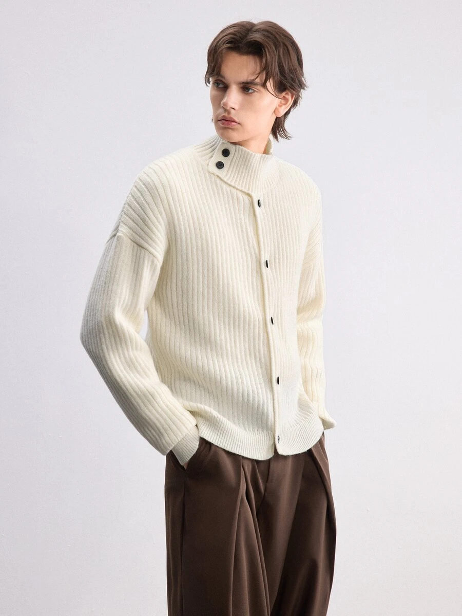 RONVEXI Men's Solid Color Drop Shoulder Long Sleeve Single-Breasted Knit Cardigan - Beige - View 1