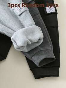 SHEIN 2pcs/Pack Celana Olahraga Bayi Laki-laki dengan Kantong Kargo dan Manset, Bahan Fleece Tebal, Celana Olahraga Musim Dingin - Grey - View 5