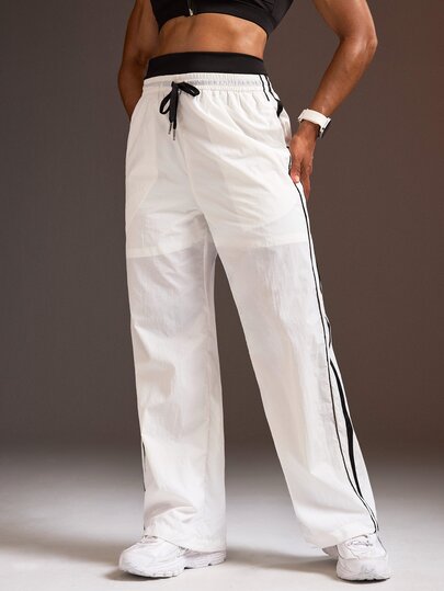 Powerista Women's Black & White Contrast Color Double Waistband Woven Loose Fit Long Pants