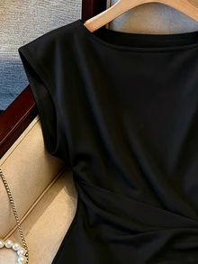 Resyla Asymmetrical Hem Round Neck Fitted Top With Attached Sleeves - Black - View 4
