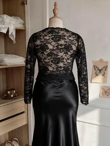 Comfortcana Plus Size Halloween Black Lace Long Sleeve Sheer Cold Shoulder Women's Top - Black - View 2
